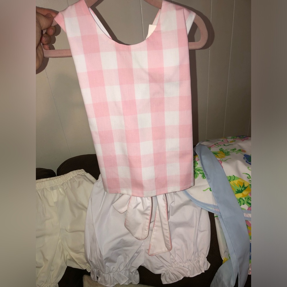 Betsey Bow Back Set